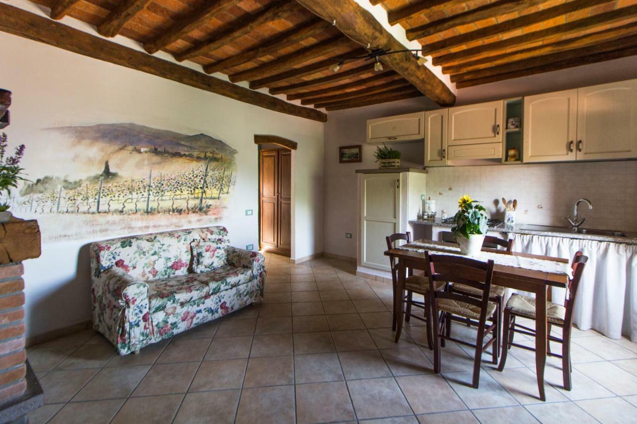 Le Dame Del Borgo Apartment Sassetta Exterior photo