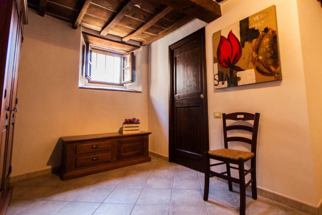 Le Dame Del Borgo Apartment Sassetta Exterior photo